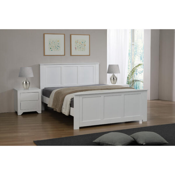 Mali 4 Foot Bed White